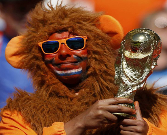 تنكّرات غريبة لجمهور كأس العالم!